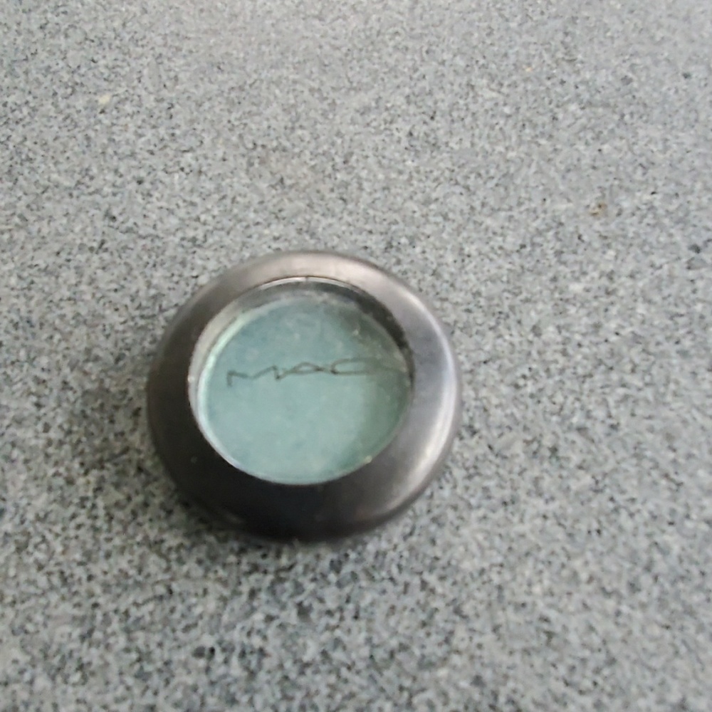 Eye shadow...steamy frost